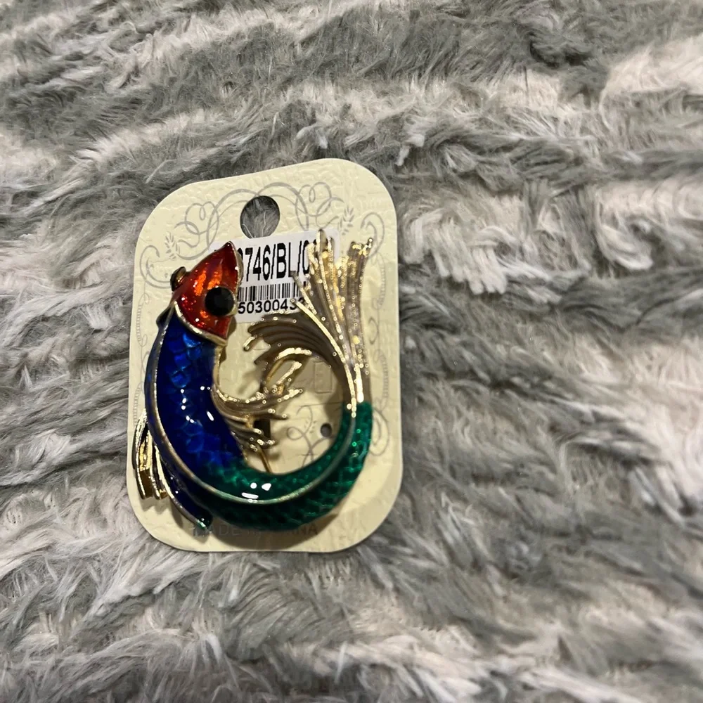 Pin - Picture 3 of 4